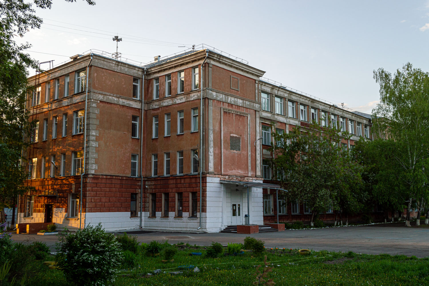 Новосибирск, Улица Авиастроителей, 10