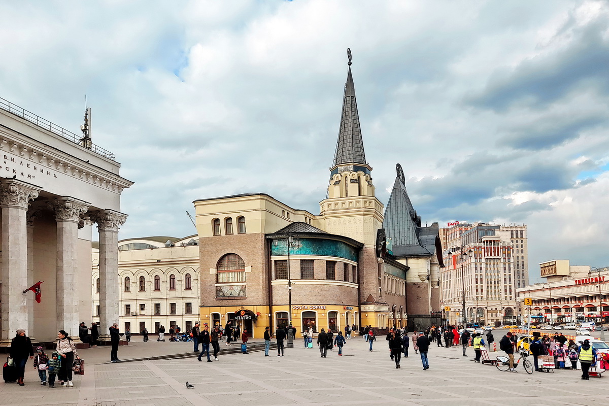 Moskwa, Комсомольская площадь, 5
