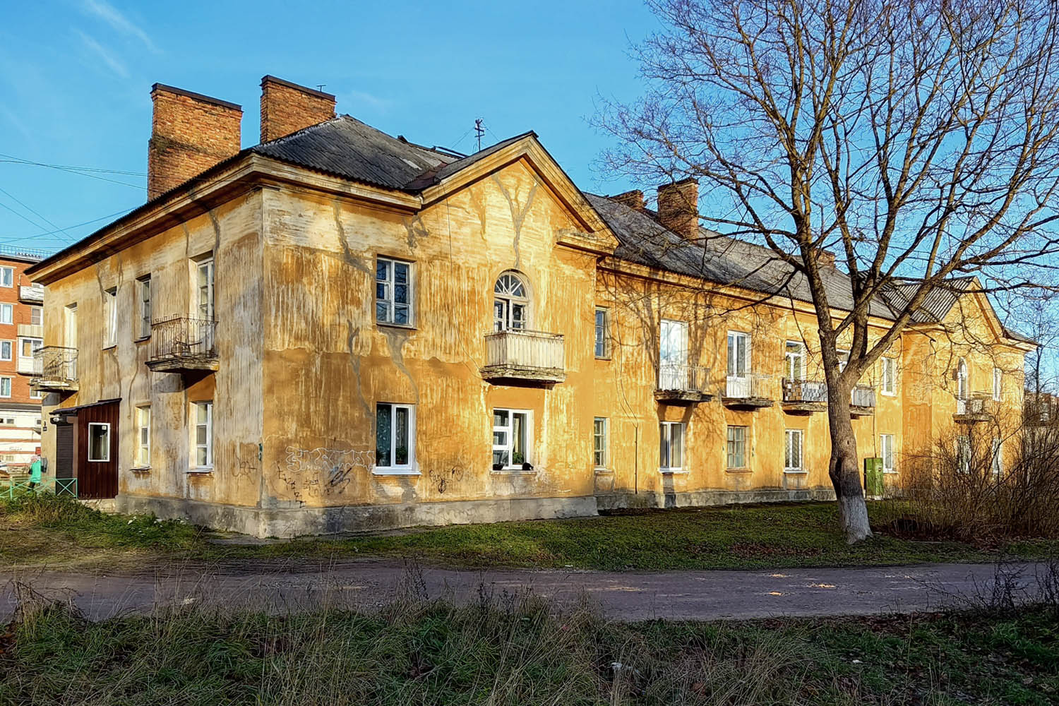 Сланцы, Октябрьская улица, 1А