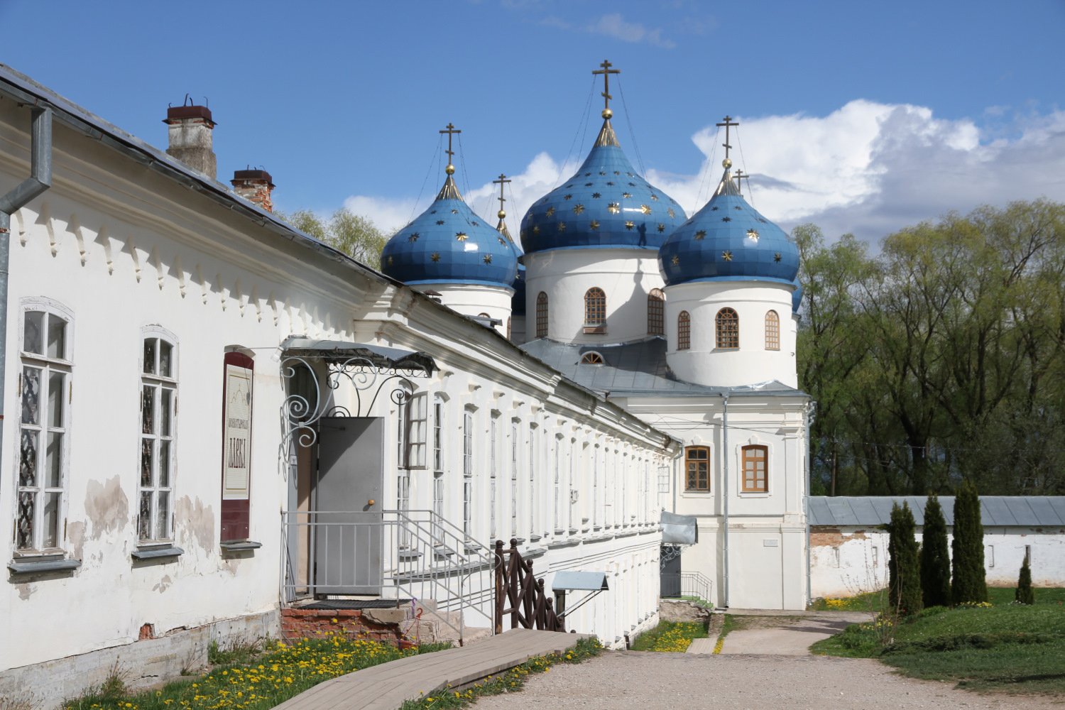 Великий Новгород, Юрьевское шоссе, 10 стр. 4; Юрьевское шоссе, 10 стр. 3