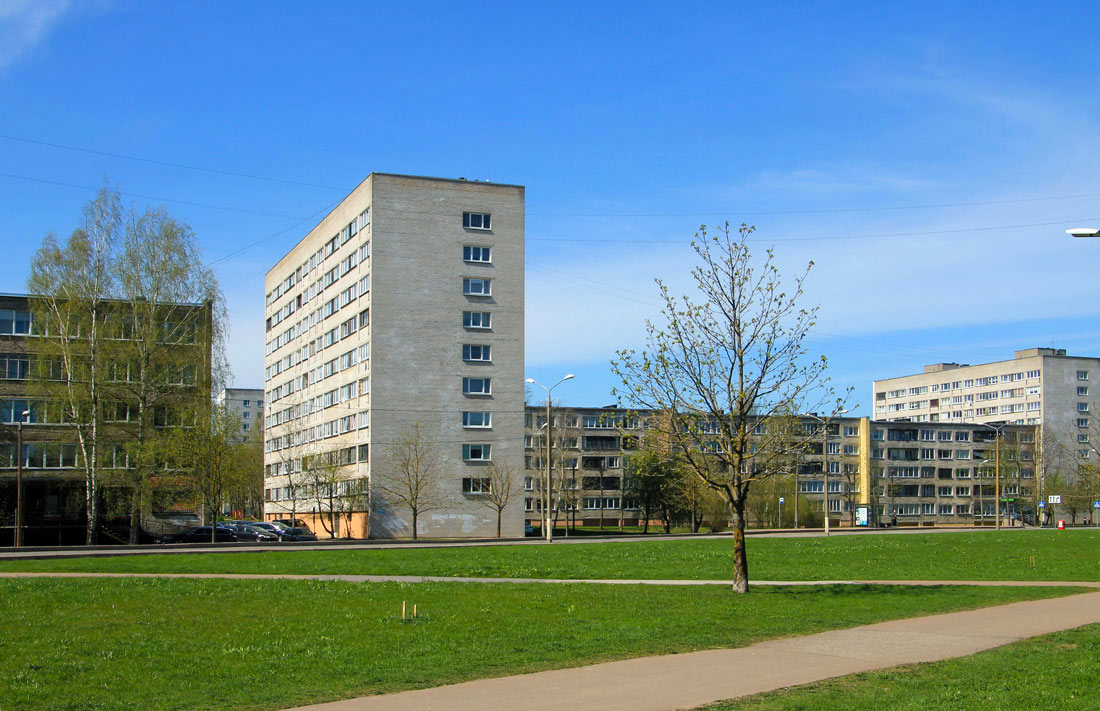 Нарва, Kangelaste prospekt, 10; Kangelaste prospekt, 12