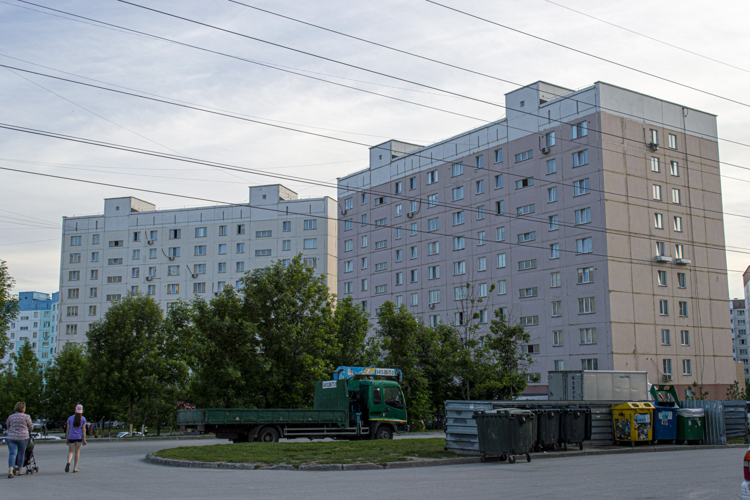 Новосибирск, Улица Татьяны Снежиной, 43/1 (подъезд 1-2); Улица Татьяны Снежиной, 43/1 (подъезд 3-4)