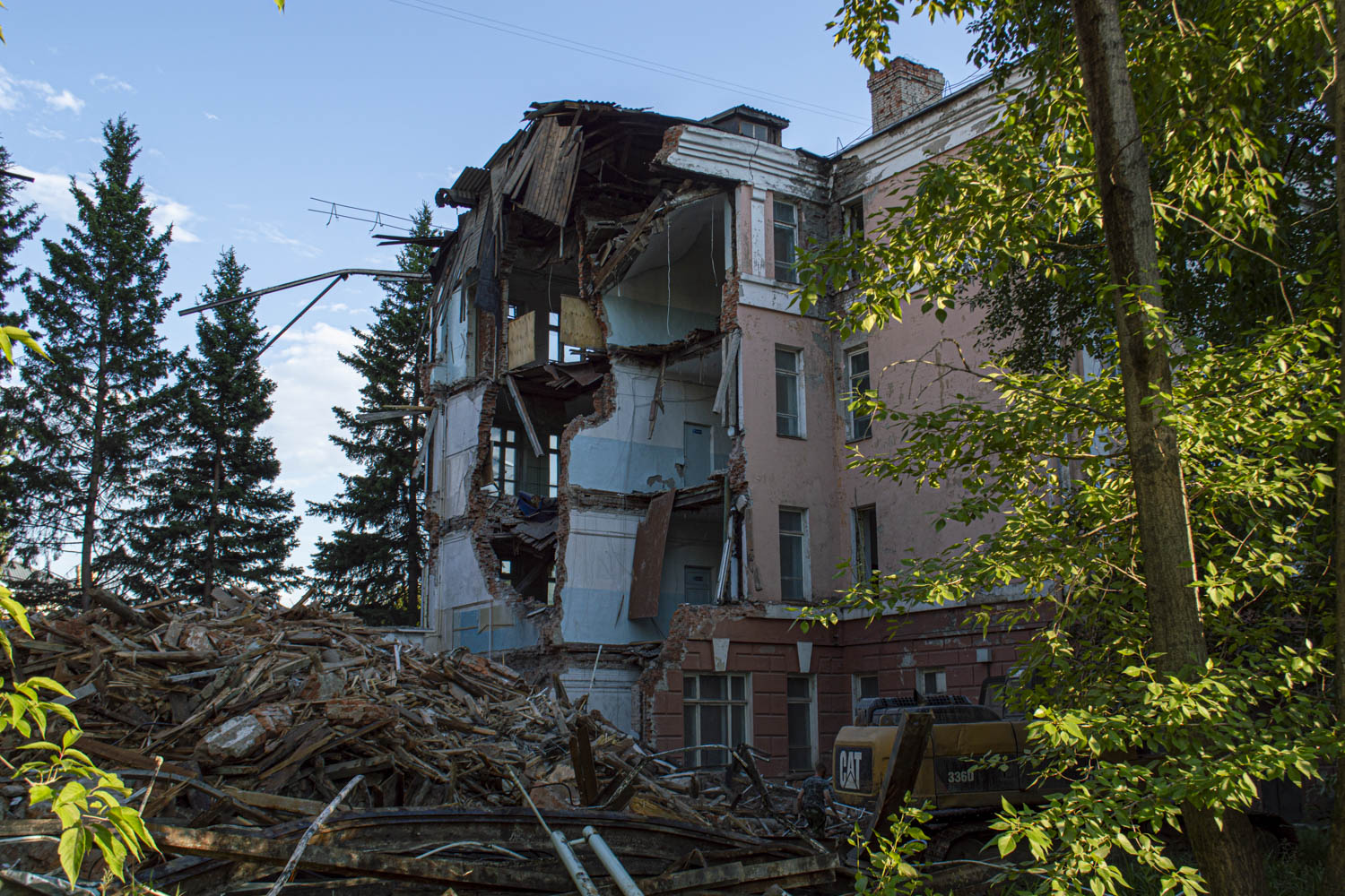 Nowosibirsk, Улица Авиастроителей, 16
