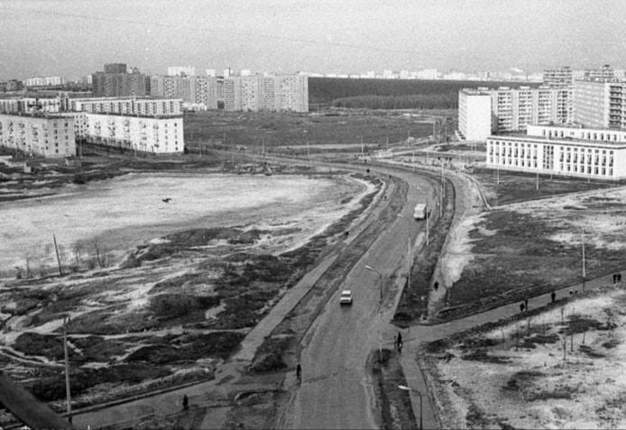 Москва, Улица Введенского, 26 корп. 1; Улица Миклухо-Маклая, 61; Улица Введенского, 13 корп. 1; Улица Введенского, 13 корп. 2; Улица Введенского, 13 корп. 3; Улица Введенского, 13 корп. 4; Улица Миклухо-Маклая, 65 корп. 4; Улица Миклухо-Маклая, 65 корп. 3; Улица Миклухо-Маклая, 65 корп. 2; Улица Миклухо-Маклая, 65 корп. 1; Улица Островитянова, 45 корп. 1 (подъезды 5-8); Улица Введенского, 27А. Москва — Панорамы