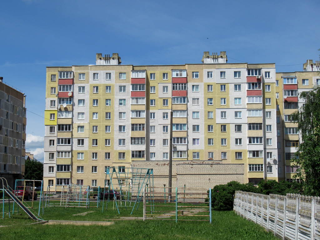Солигорск, Октябрьская улица, 35