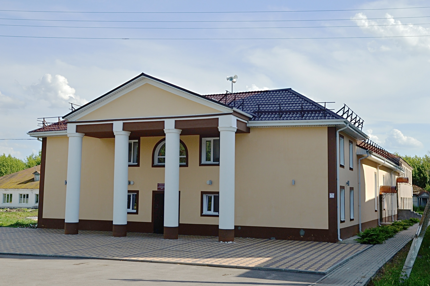 Новохопёрский район, прочие н.п., С. Троицкое, Улица Дзержинского, 4