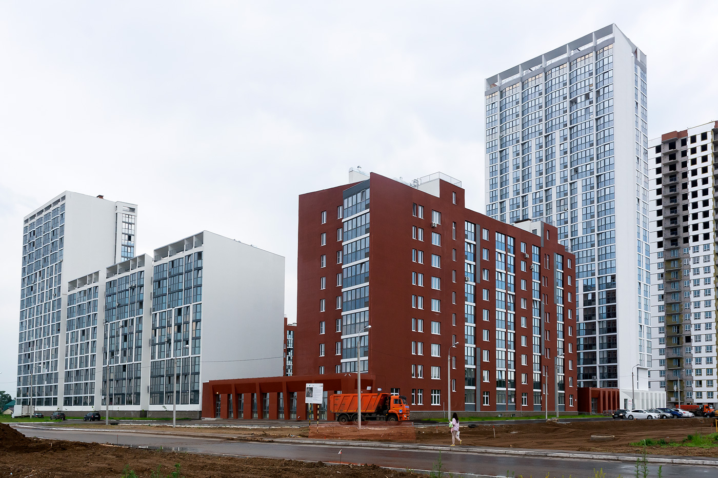 Уфа, Проспект Дружбы Народов, 53 (п. 1-4); Проспект Дружбы Народов, 53 (п. 5-8)