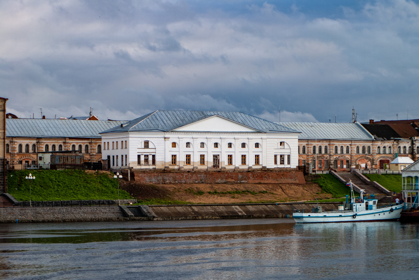 Рыбинск, Волжская набережная, 4