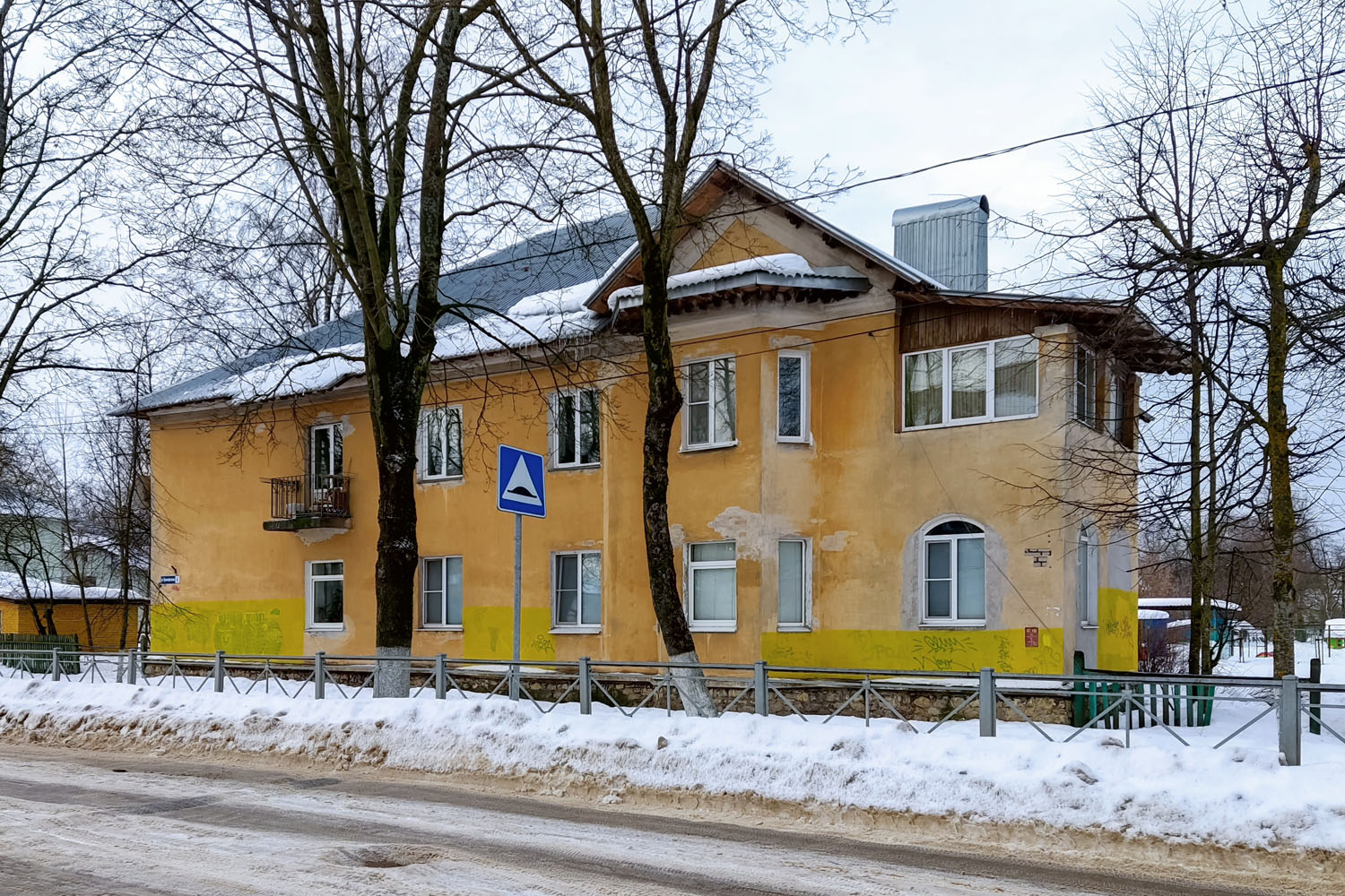 Кировск, Краснофлотская улица, 6