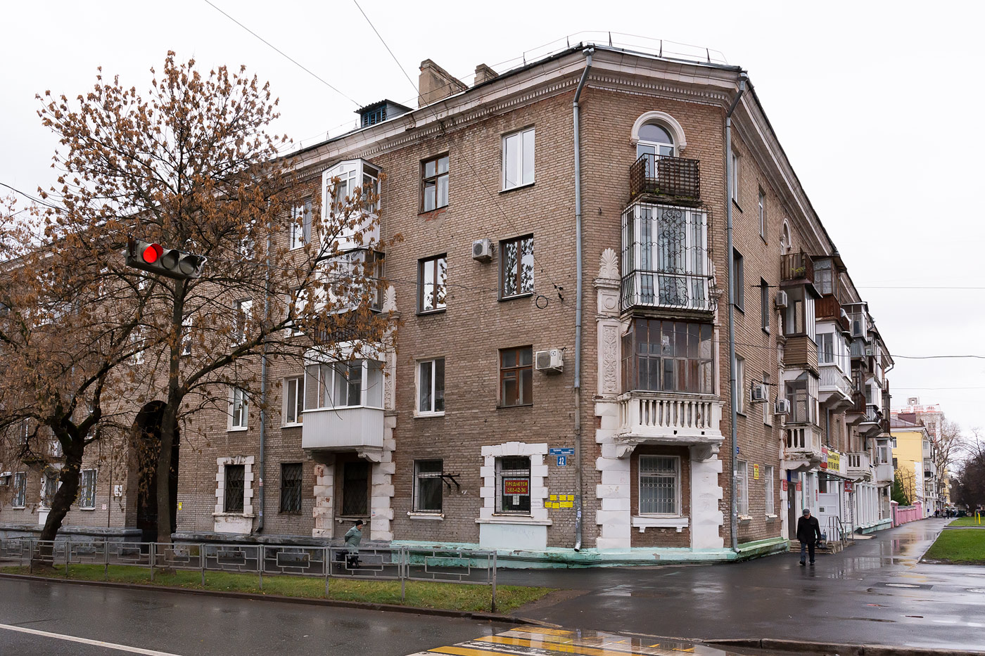 Ufa, Улица Ульяновых, 40 / Улица Калинина, 12
