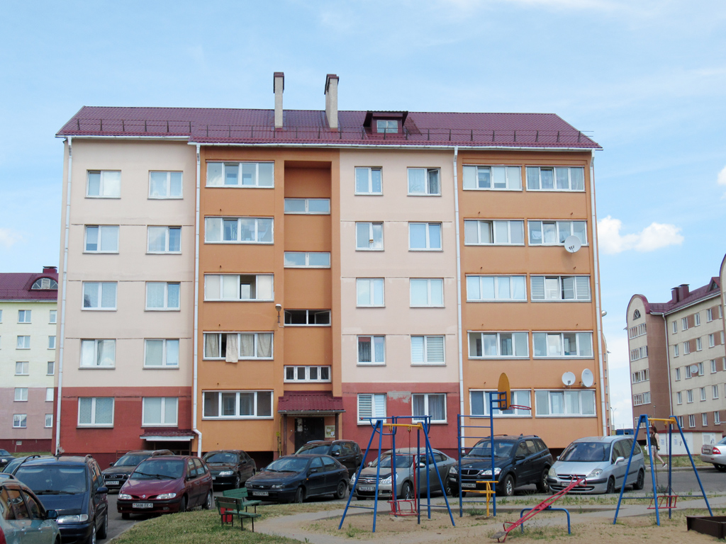 Столбцы, Улица Мира, 4