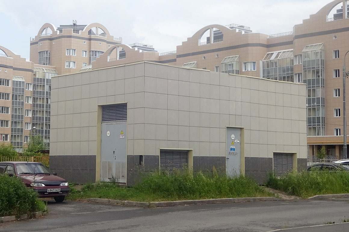 Мирный, Улица Космонавтов, 4А*