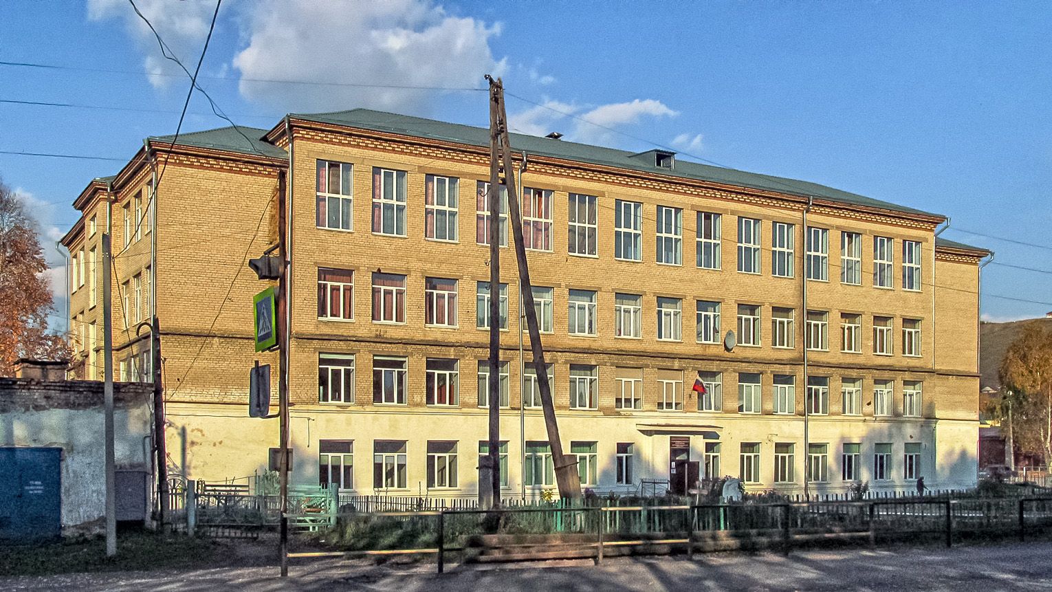 Сим, Улица Курчатова, 8