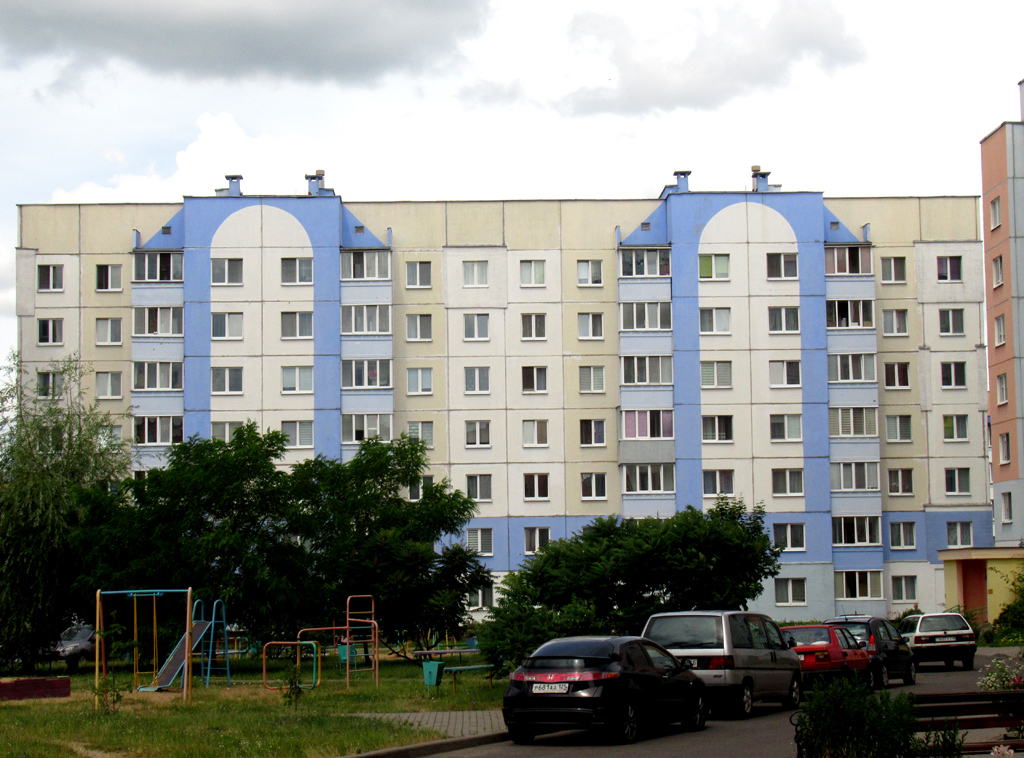 Бобруйск, Улица 50 лет ВЛКСМ, 92