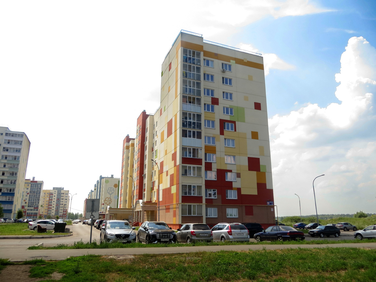 Niżniekamsk, Улица 30 лет Победы, 33А