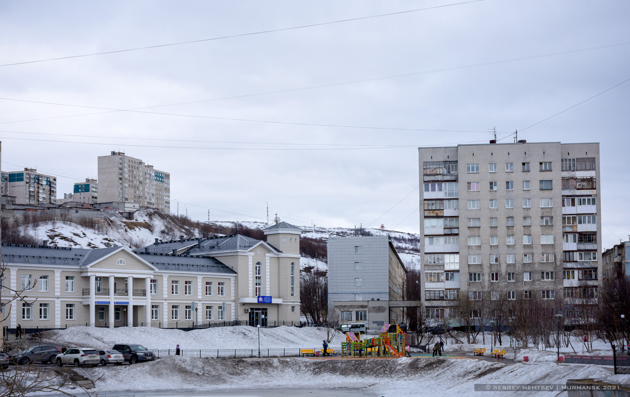 Мурманск, Зелёная улица, 76; Зелёная улица, 80