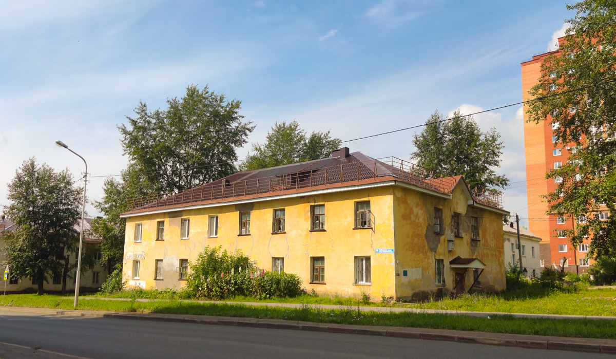 Уфа, Черниковская улица, 17 / Улица Ивана Франко, 6