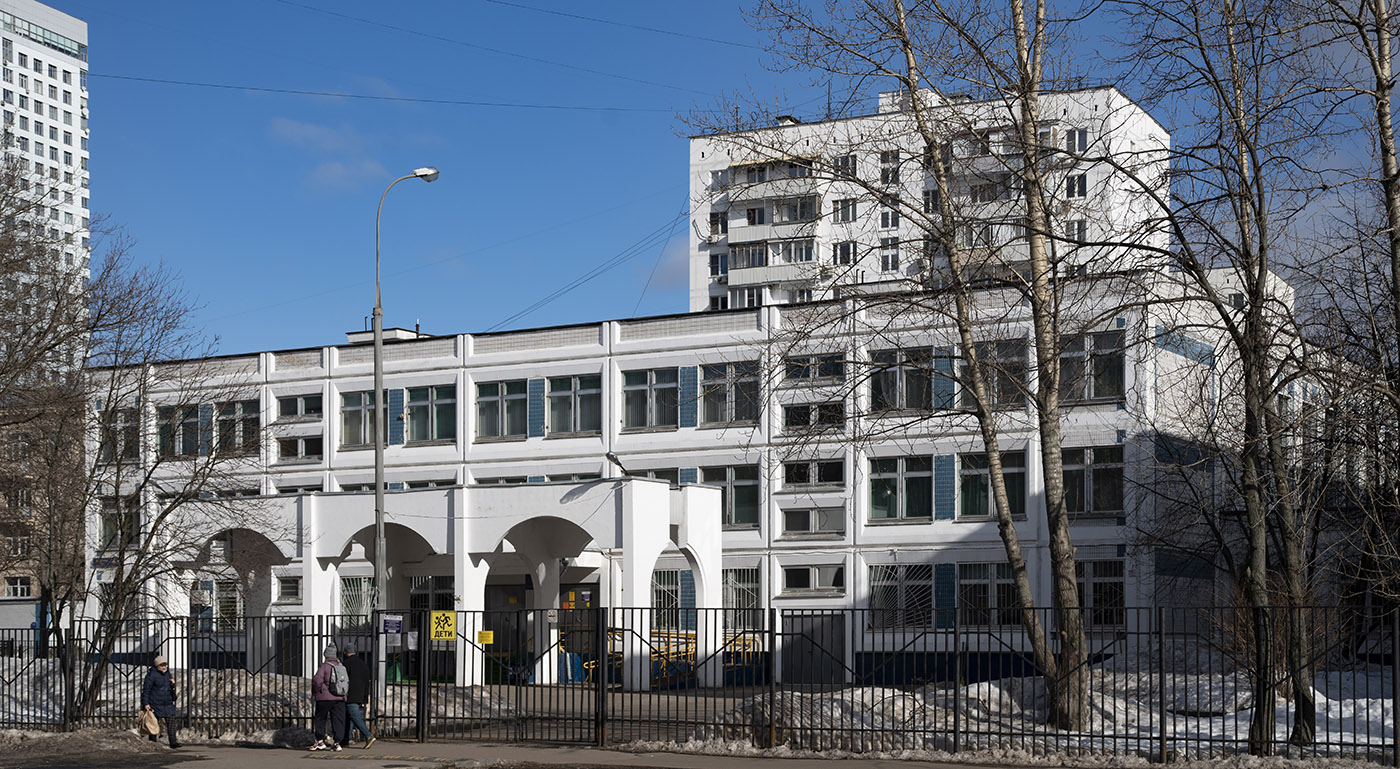 Moscow, Улица Вучетича, 6