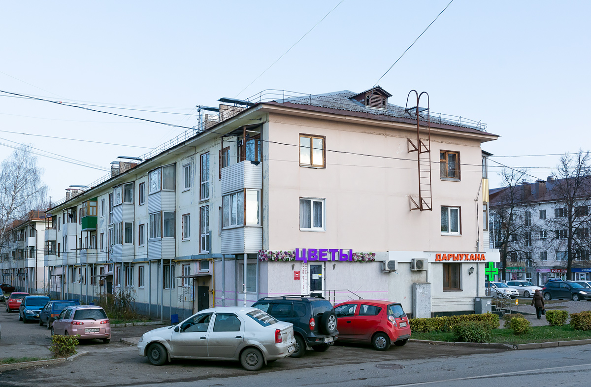 Уфа, Улица Правды, 12 / Таллинская улица, 12