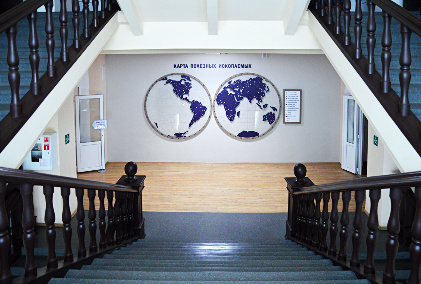 Старый Оскол, Улица Ленина, 14 / Улица Володарского, 13