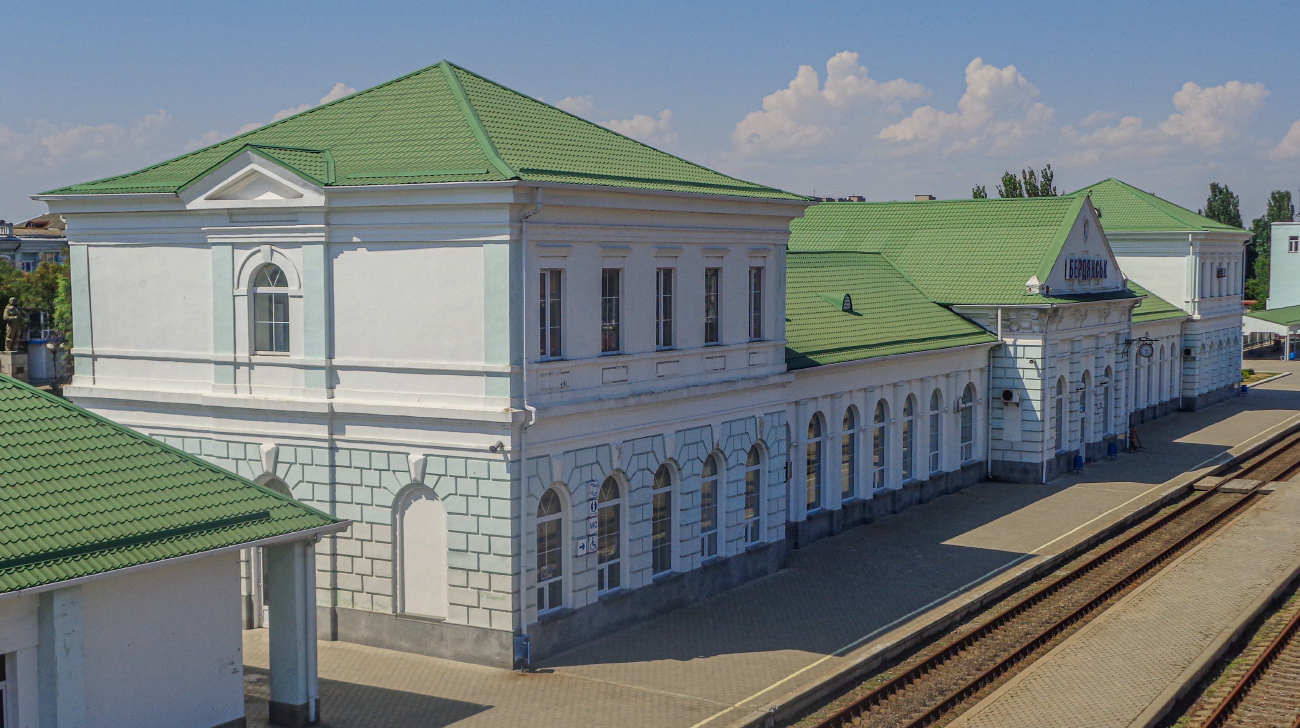 Бердянск, Восточный проспект, 117