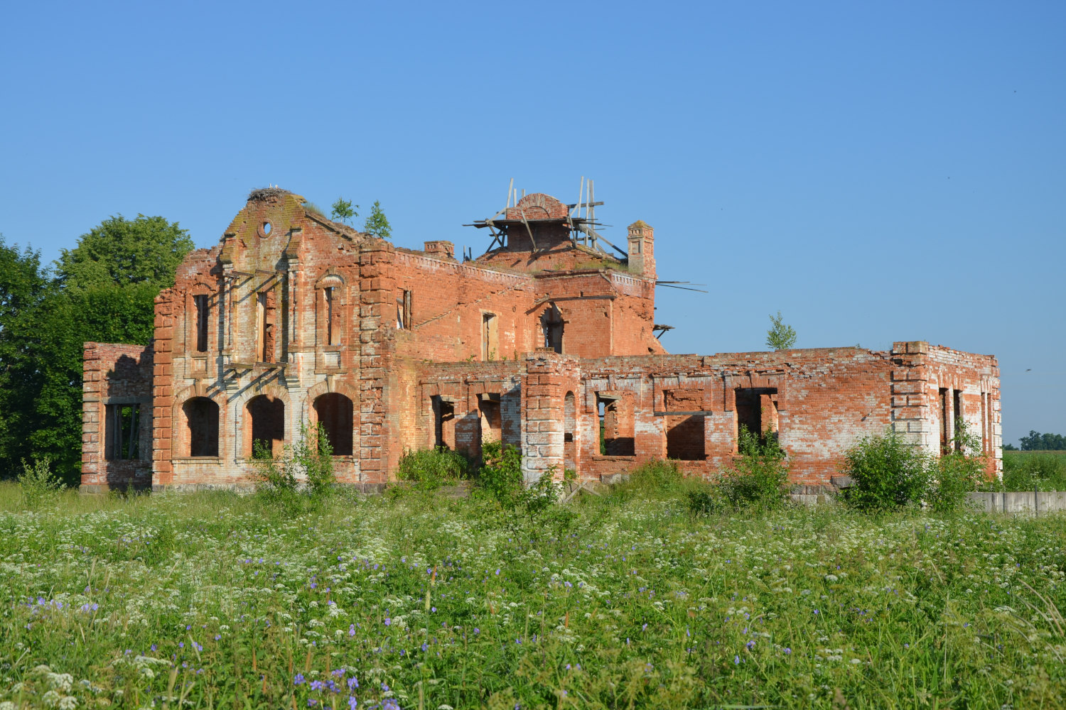 Островец, Улица Каменка, 4