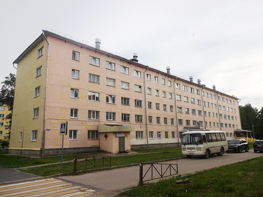 Мирный, Улица Ленина, 34/2
