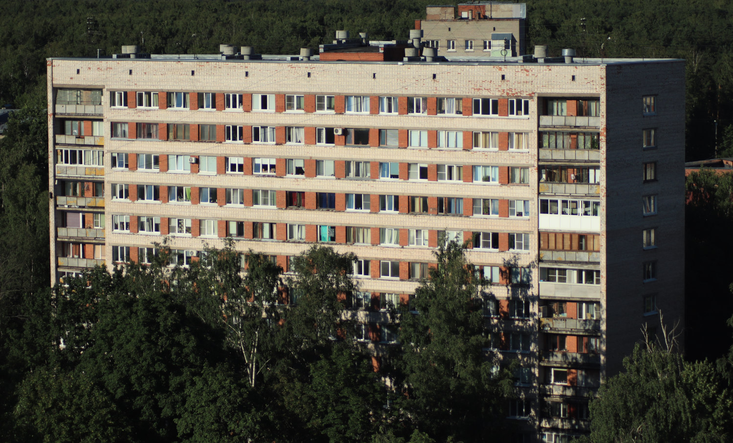 Санкт-Петербург, Дрезденская улица, 21