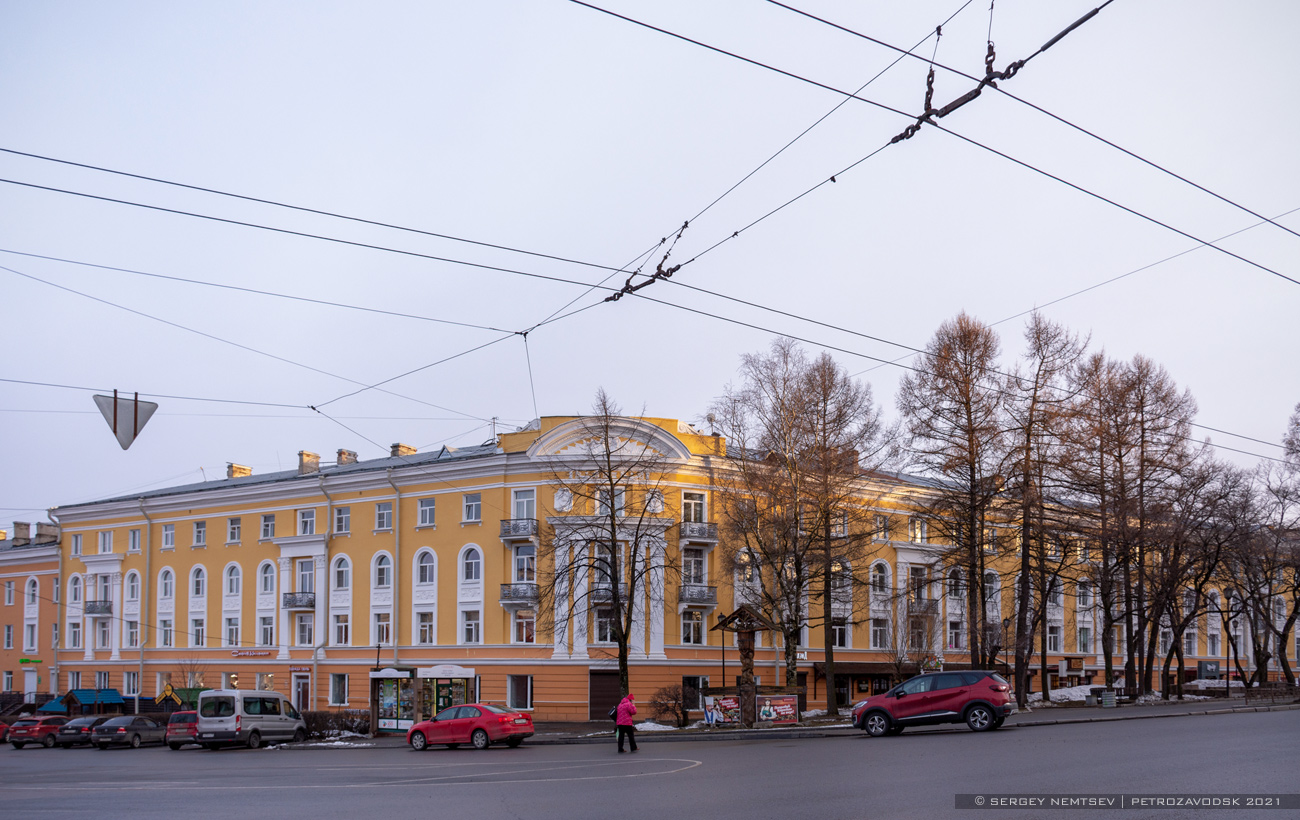 Петрозаводск, Улица Герцена, 28 / Улица Фридриха Энгельса, 13