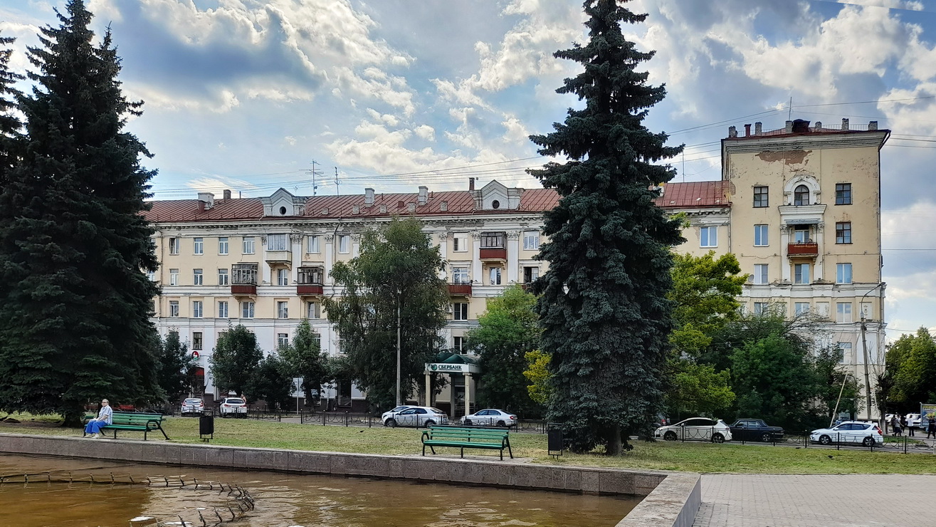 Электросталь, Советская улица, 16 / Проспект Ленина, 32