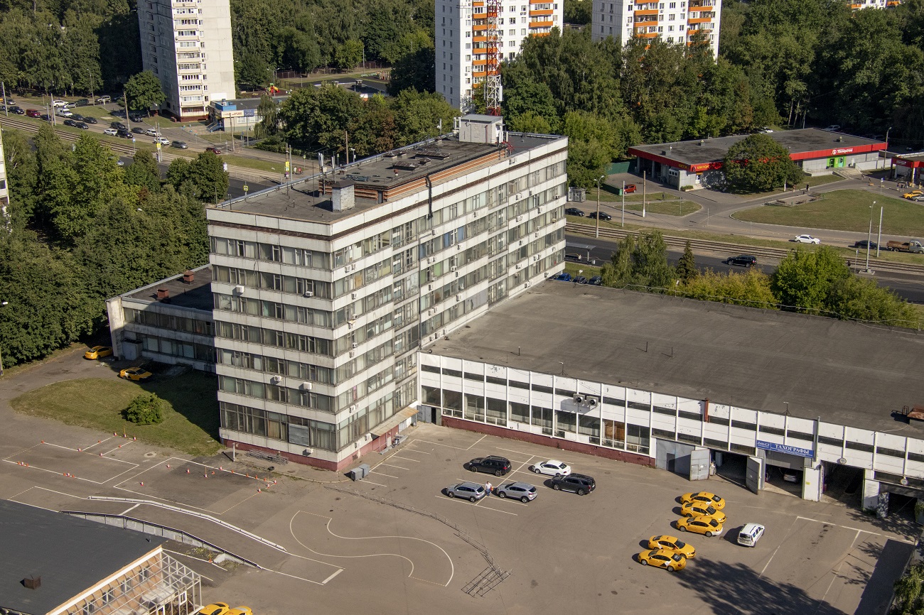 Москва, Улица Героев Панфиловцев, 24
