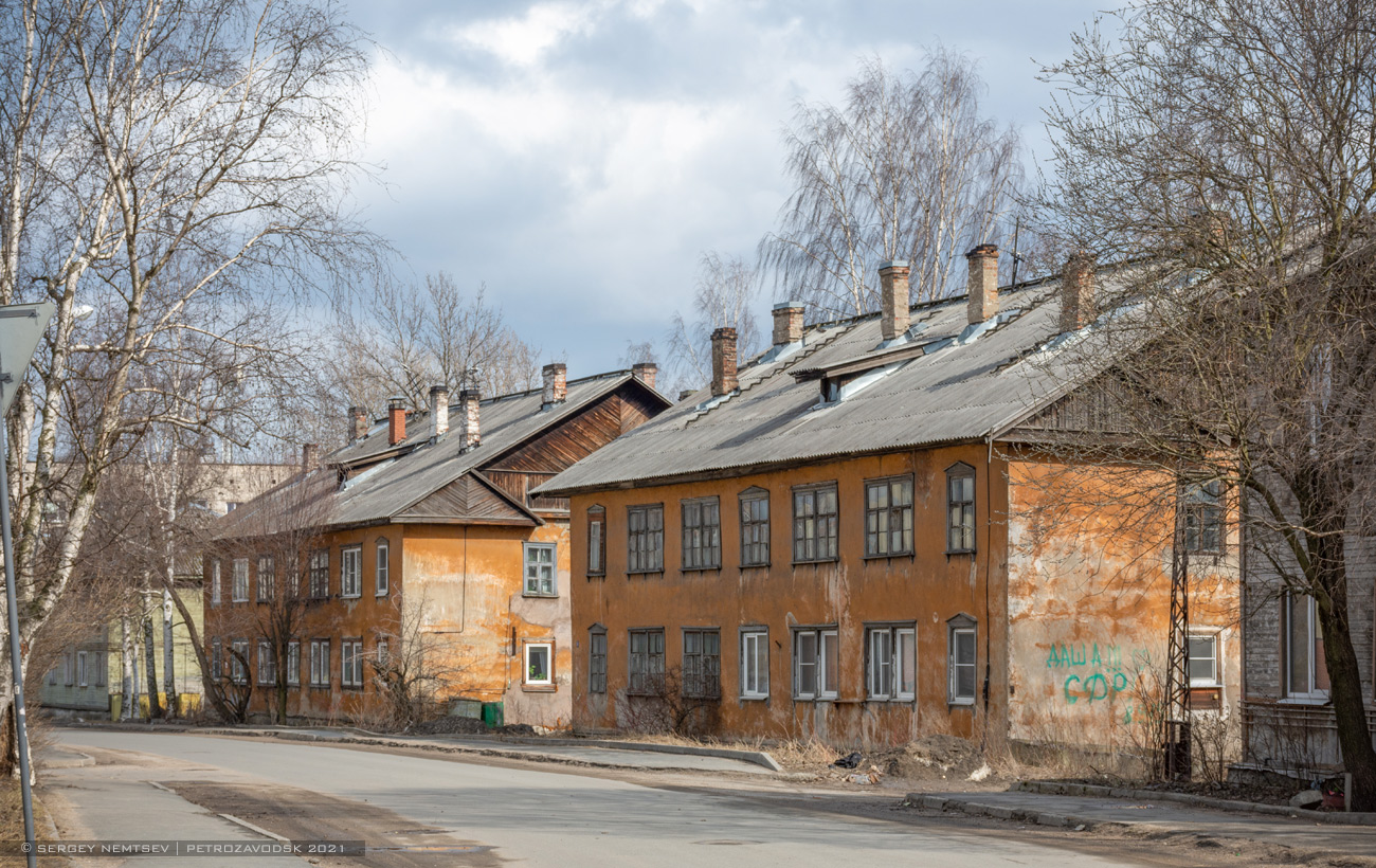 Петрозаводск, Улица Державина, 13; Улица Державина, 11