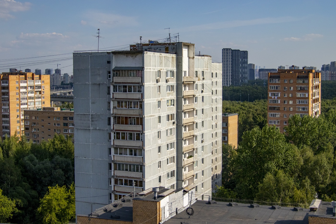 Химки, Зелёная улица, 20