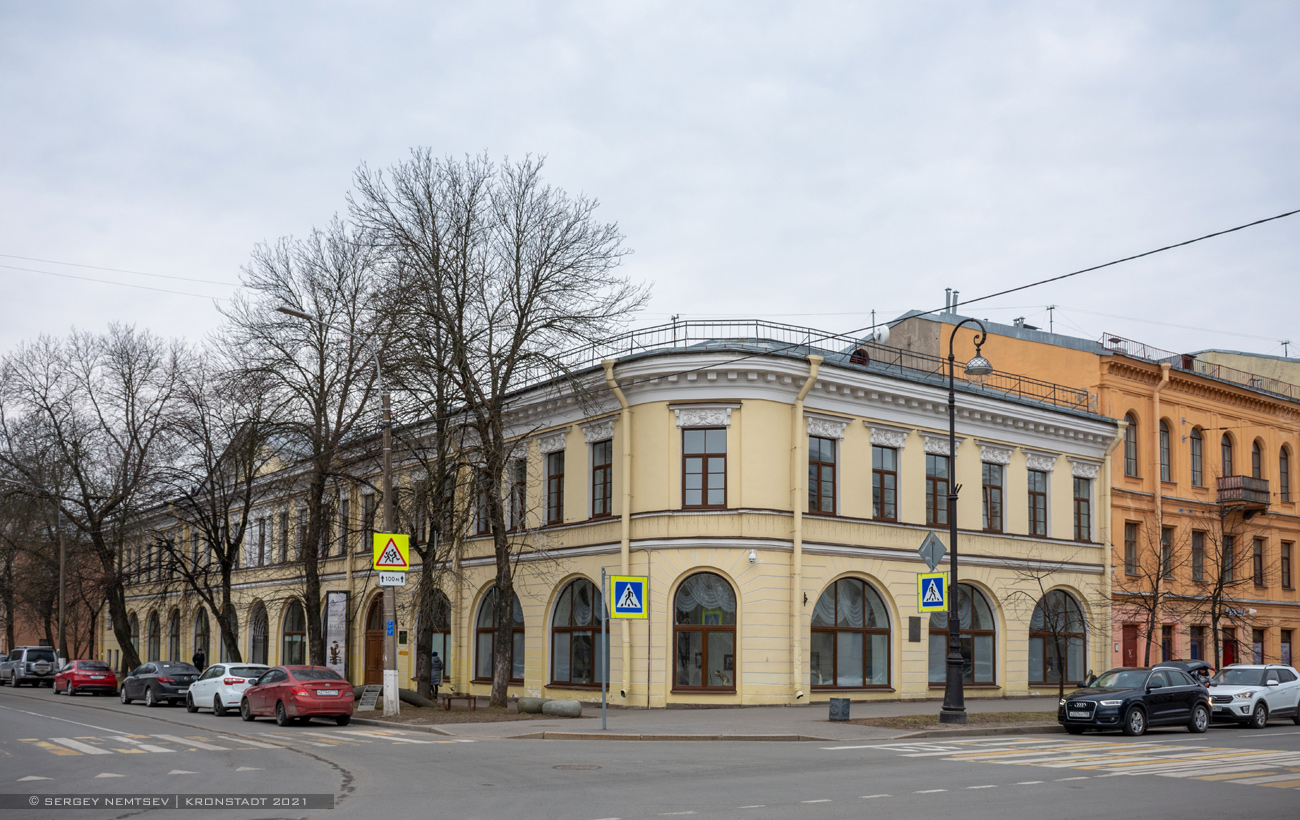 Кронштадт, Проспект Ленина, 57