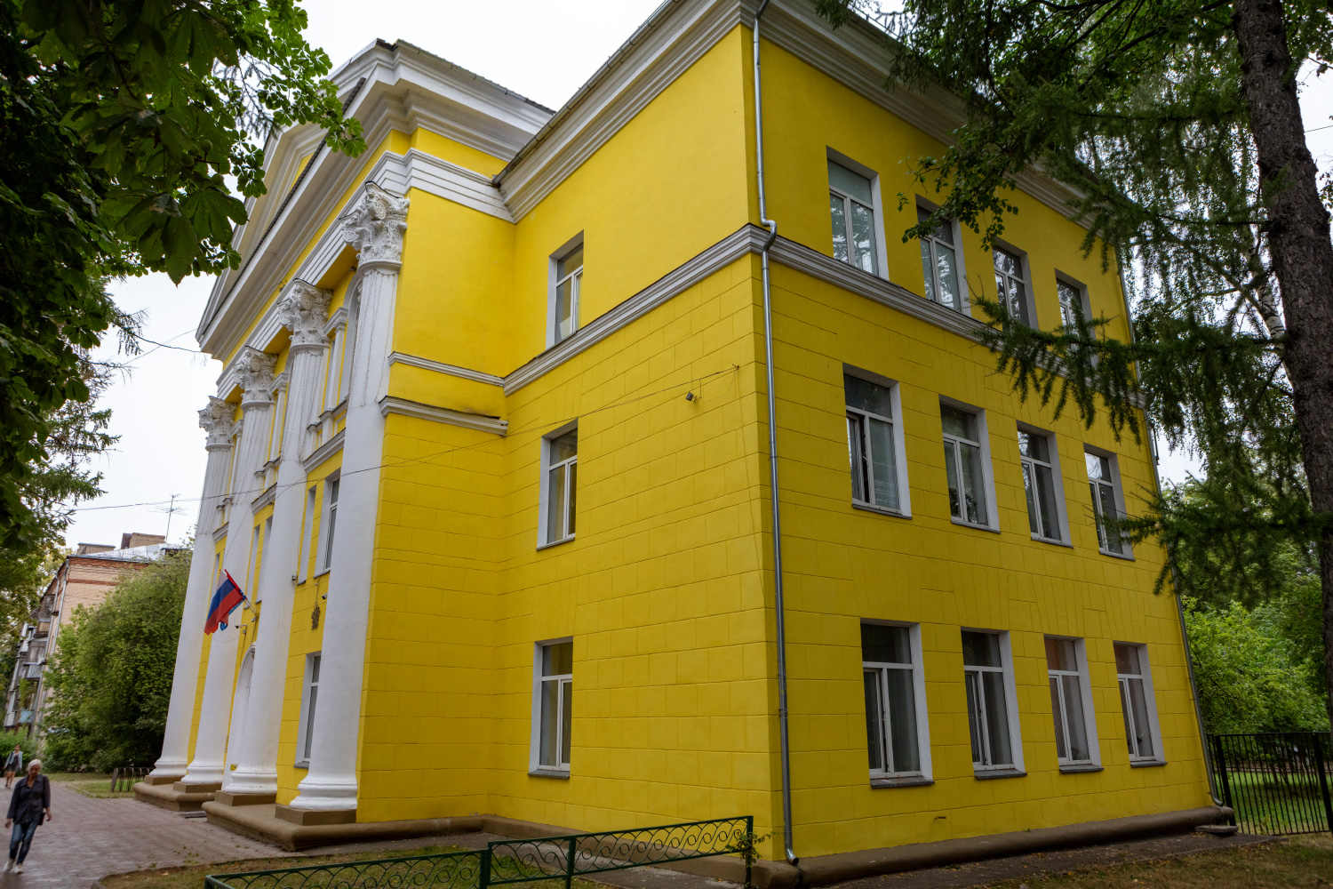 Долгопрудный, Улица Циолковского, 10