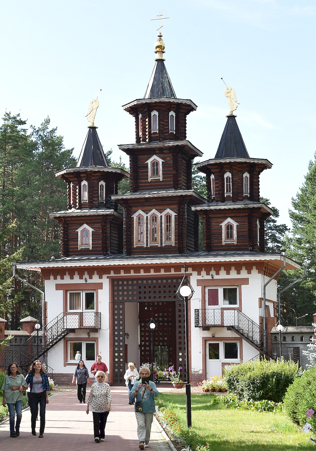 Sajansk, Благовещенский микрорайон,  4*