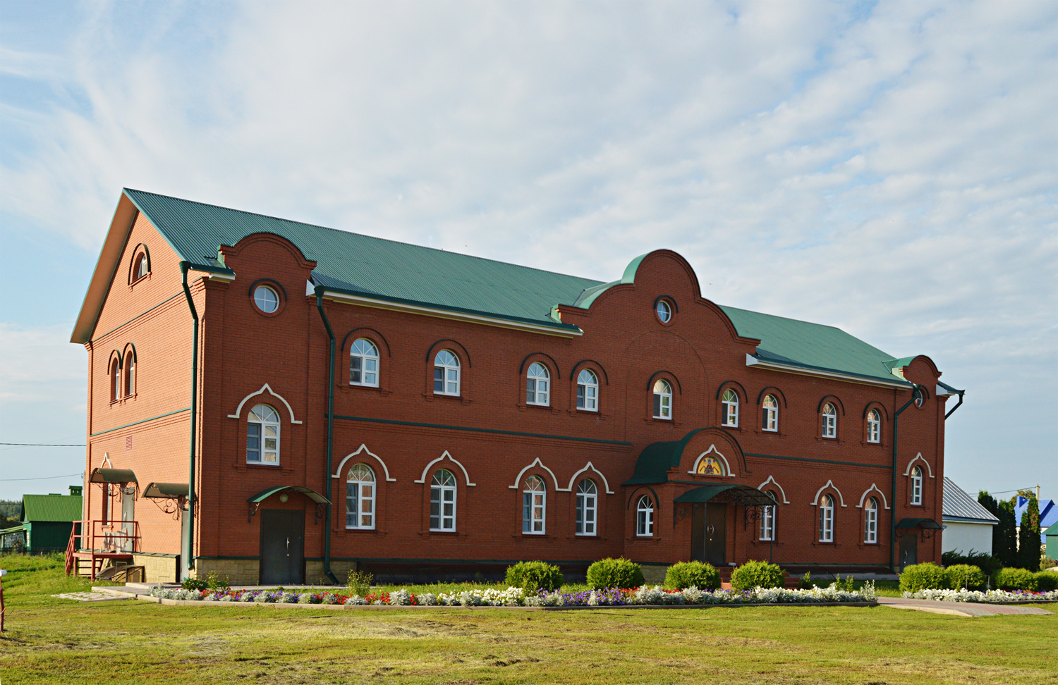 Лебедянский район, прочие н.п., с. Троекурово, Советская улица, 50 корп. 5