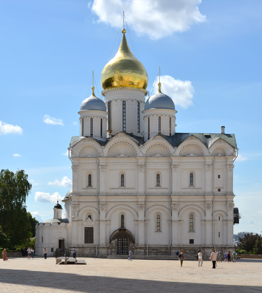 Москва, Кремль, Соборная площадь,  Архангельский собор