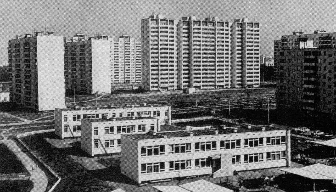 Москва, Улица Тёплый Стан, 9 корп. 3; Профсоюзная улица, 156 корп. 4; Улица Тёплый Стан, 5 корп. 3