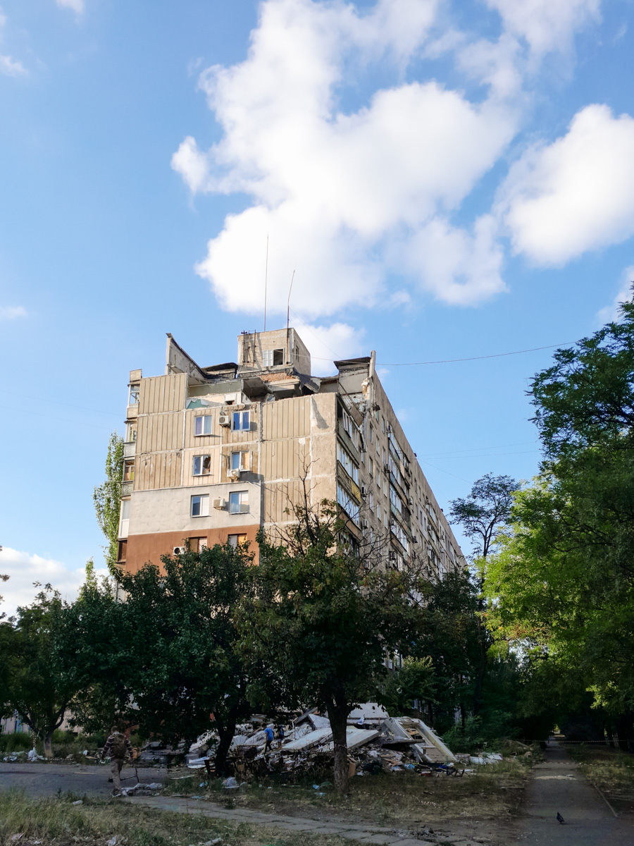 Мариуполь, Улица 9-й Авиадивизии, 2