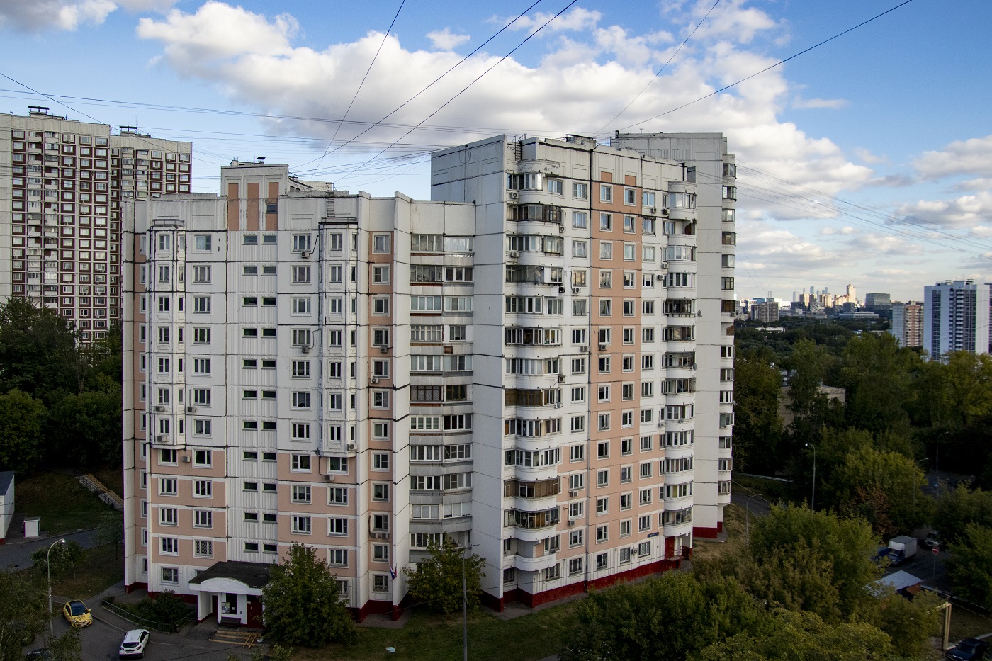Москва, Окружная улица, 6