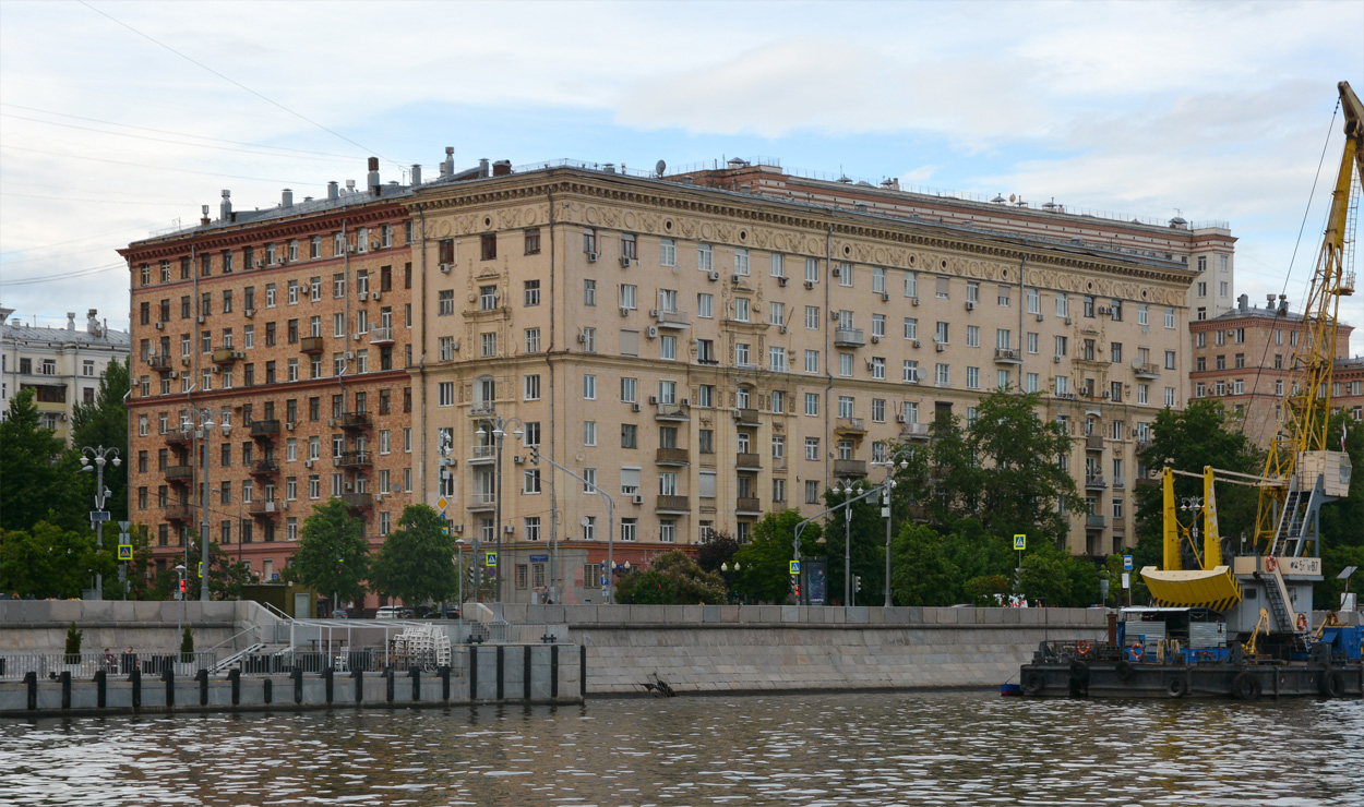 Москва, Фрунзенская набережная, 44 стр. 1