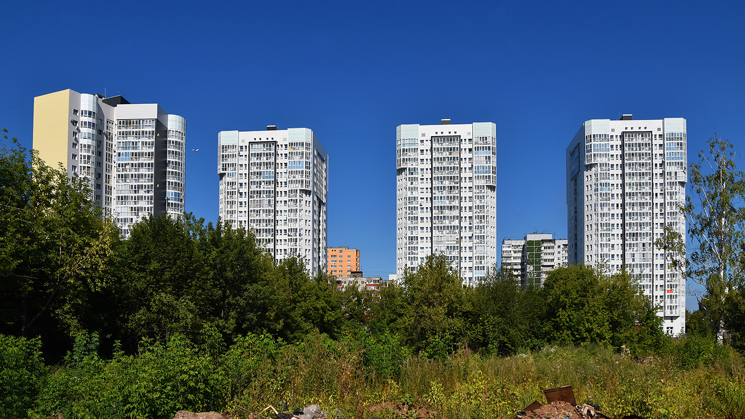 Perm, Улица Николая Островского, 40; Улица Пушкина, 6