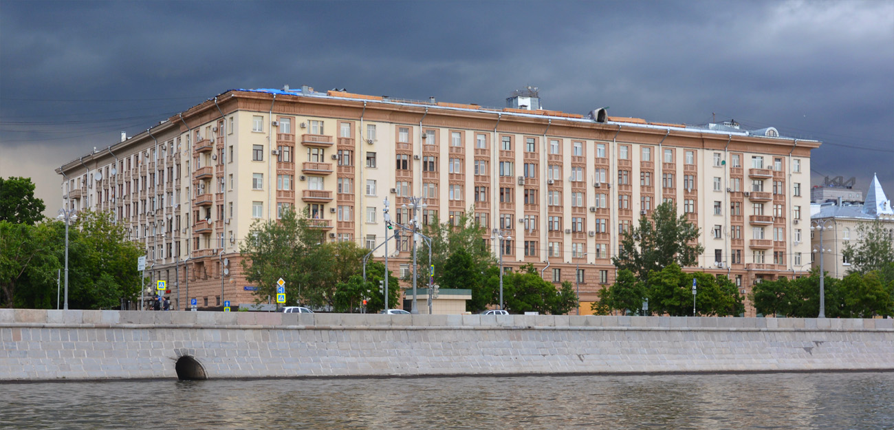 Москва, Фрунзенская набережная, 12