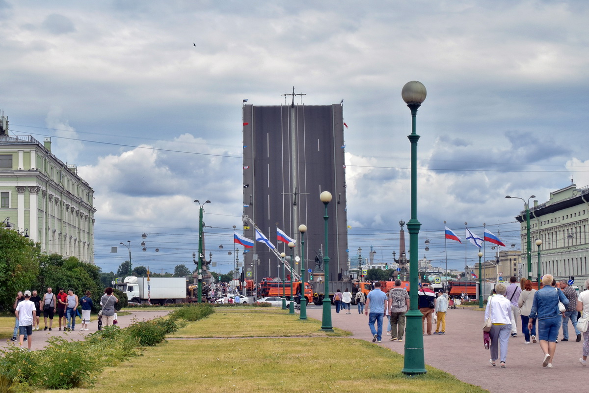 Sankt Petersburg, Троицкий мост