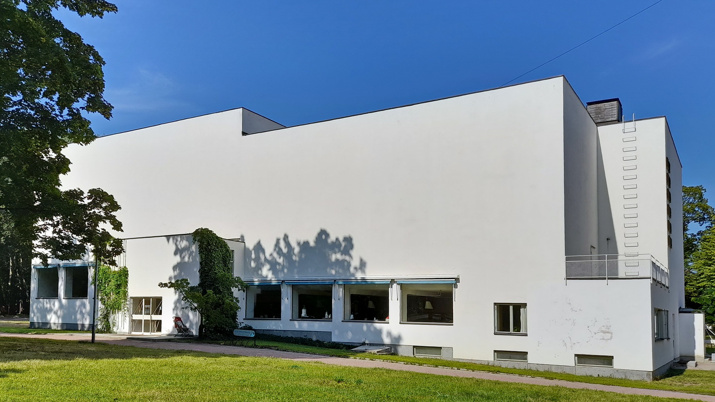 Vyborg, Проспект Суворова, 4