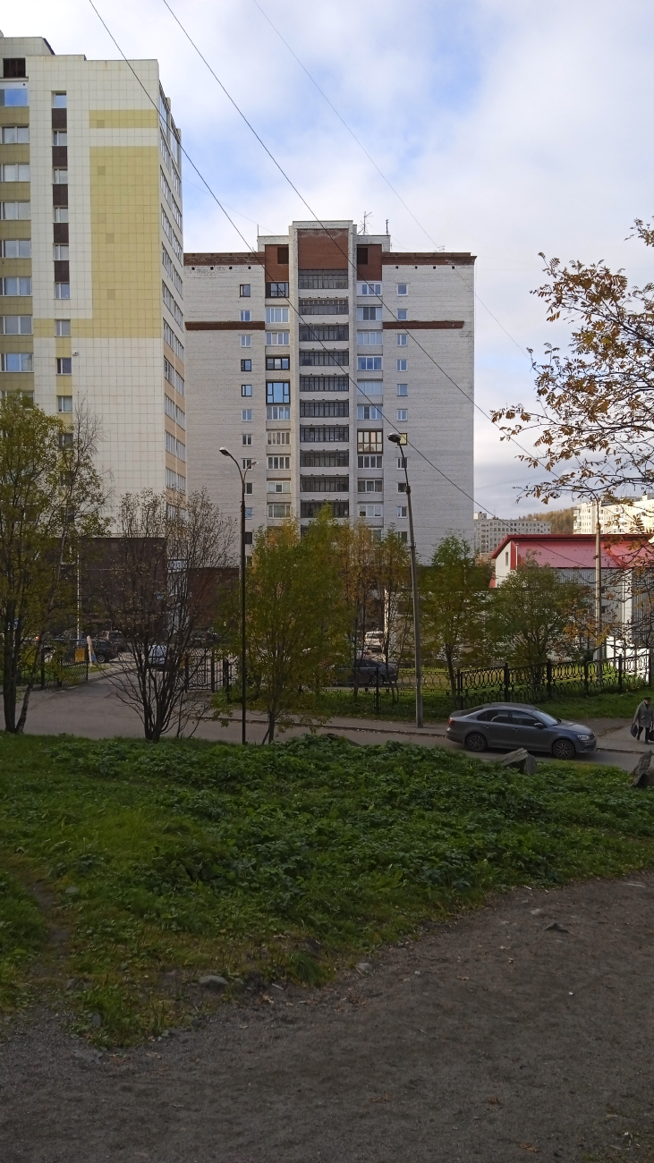 Murmansk, Кольский проспект, 154