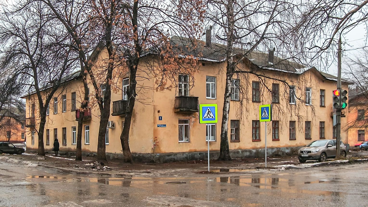 Уфа, Черниковская улица, 1 / Улица Гончарова, 22