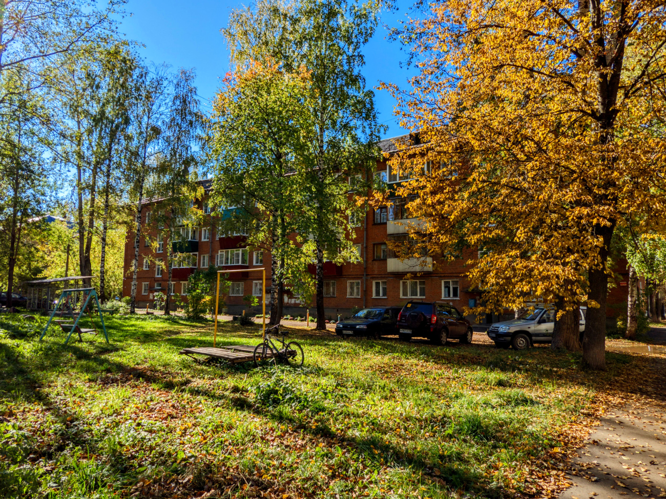 Глазов, Парковая улица, 4