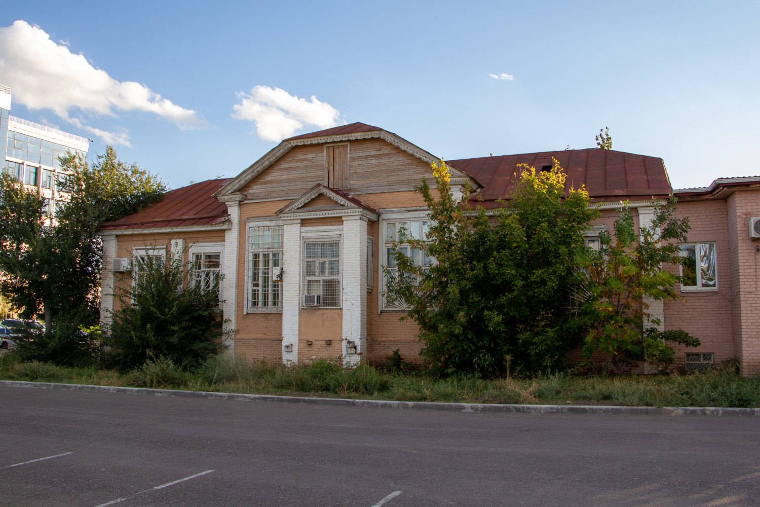 Астрахань, Адмиралтейская улица, 1/7
